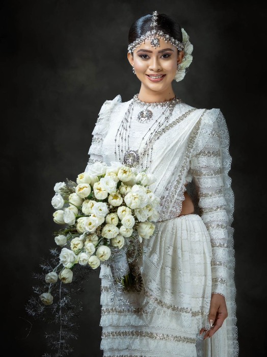 Silver Bead Frilled Kandyan